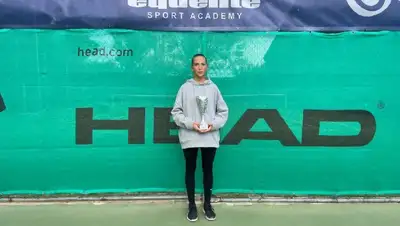 Теннис Чемпионка Турнира, фото - Новости Zakon.kz от 21.11.2022 14:17