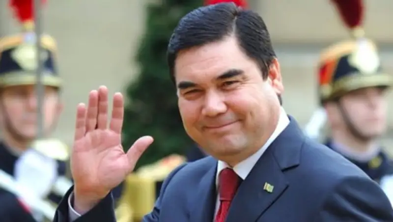 Президент Туркмении посоветовал защищаться от коронавируса адыраспаном