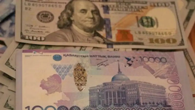 Тенге продолжает укрепляться