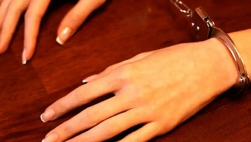 В Оше мать троих детей задержана за сбыт более 22 кг наркотиков