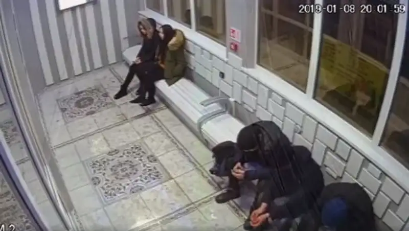 Школьники обокрали Smart остановку в Талдыкоргане