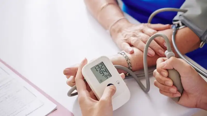 Какие продукты нельзя употреблять при высоком давлении