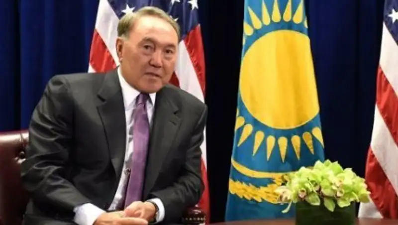 Назарбаев надеется на введение США безвизового режима для казахстанцев