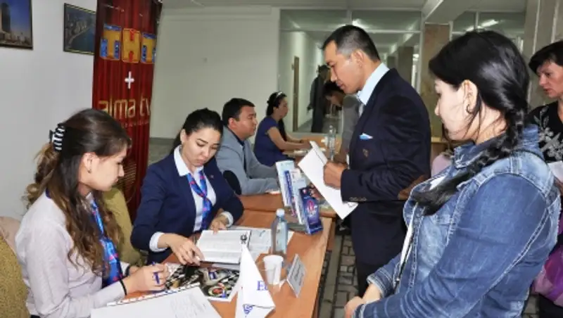 В Астане прошла ярмарка вакансий для выпускников колледжей