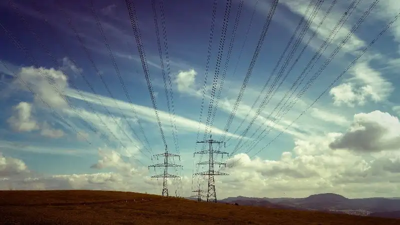 Отца и сына убило то­ком из-за оголенных проводов в Усть-Каменогорске