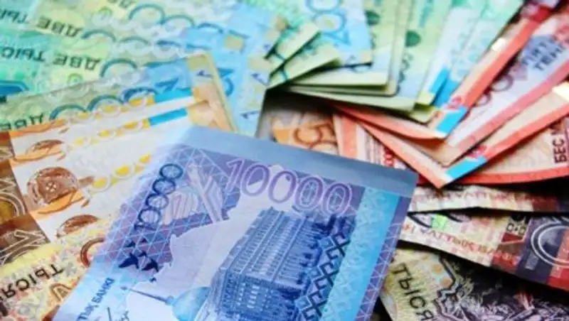 Сколько зарабатывают бастующие в Караганде шахтёры