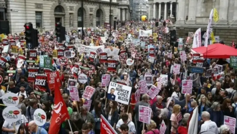 Около 250 тысяч британцев протестуют в Лондоне против мер жесткой экономии