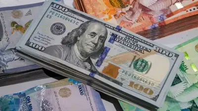 Почему тенге укрепился к доллару в феврале, фото - Новости Zakon.kz от 01.03.2023 10:53