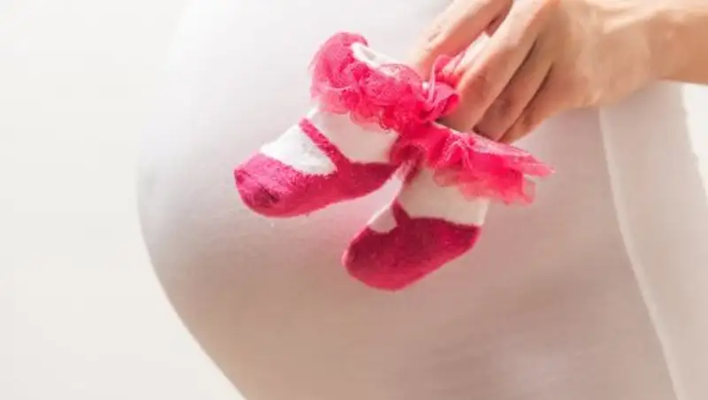 Семиклассница родила ребенка в ЮКО