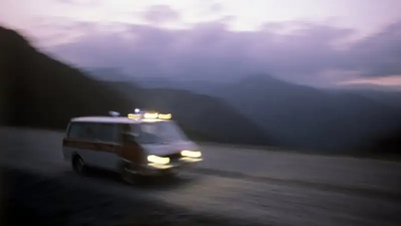 В горах Дагестана автомобиль упал в обрыв, три человека погибли