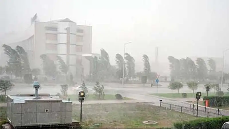 Сильный ветер ожидается завтра в Астане и Акмолинской области