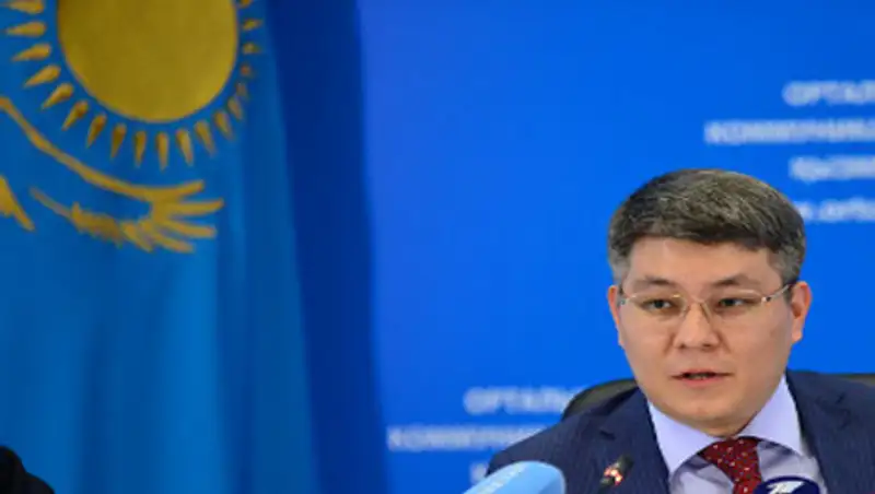 Иностранные работники не оказывают давления на рынок труда в Казахстане - вице-министр Д.Аргандыков