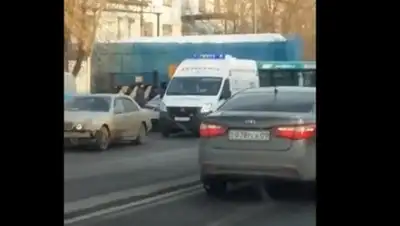 Скриншот с видео, фото - Новости Zakon.kz от 16.03.2018 19:58