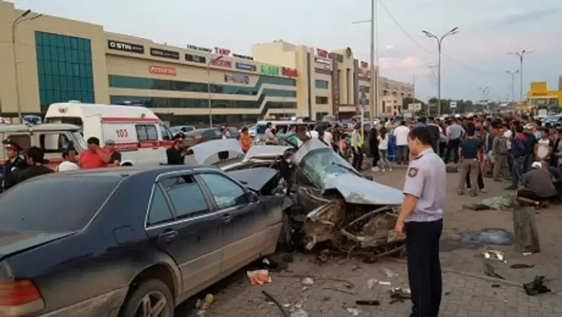 Пятеро граждан Узбекистана попали в ДТП в Караганде, один скончался