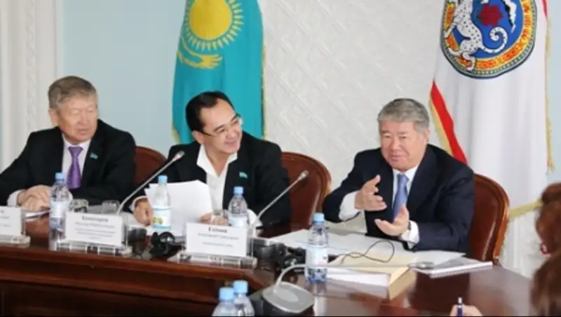 В Алматы утвержден бюджет на 2015 год