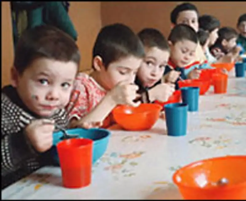 Около 20 тысяч детей рискуют стать сиротами при живых родителях в Казахстане, фото - Новости Zakon.kz от 21.02.2013 22:15