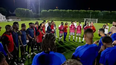 Футбол Товарищеская игра , фото - Новости Zakon.kz от 19.11.2022 22:25