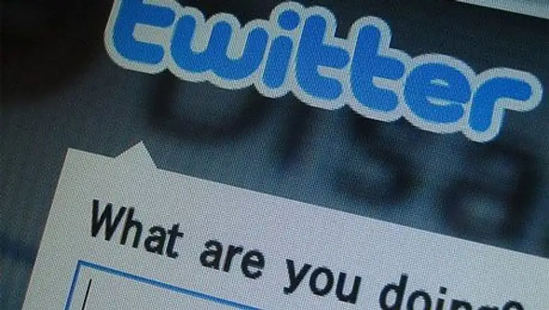 «Кселл» открыл бесплатный доступ в Twitter