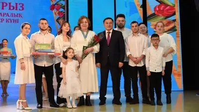 Акмолинских женщин поздравили с международным женским днем, фото - Новости Zakon.kz от 07.03.2023 19:44