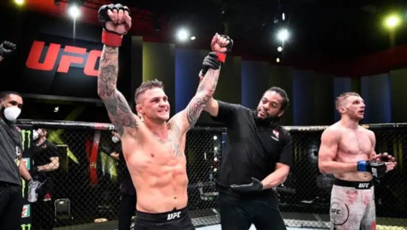 Порье победил Хукера в главном бою UFC Вегас 4