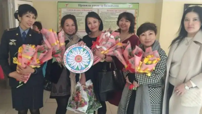 Алматинские полицейские приняли "эстафету против насилия" у областных коллег 