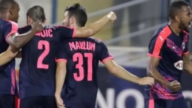 «Кайрат» уступает 0:1 в середине первого тайма