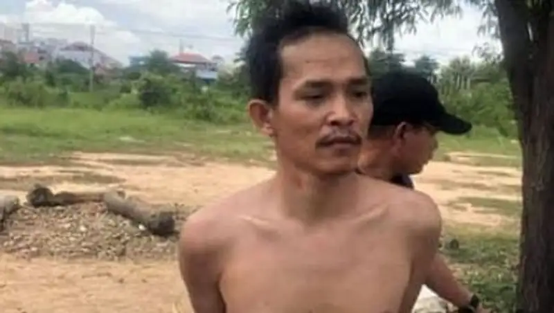 Мужчина заподозрил мать в одержимости призраками и отрубил ей голову