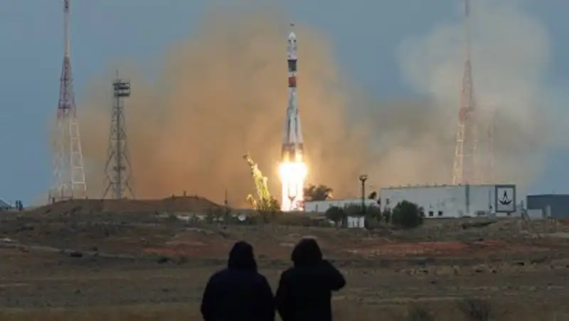 Ракета-носитель "Союз-ФГ" стартовала с Байконура