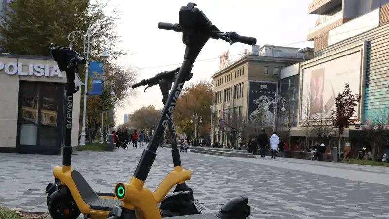 В МВД напомнили казахстанцам о правилах использования электросамокатов