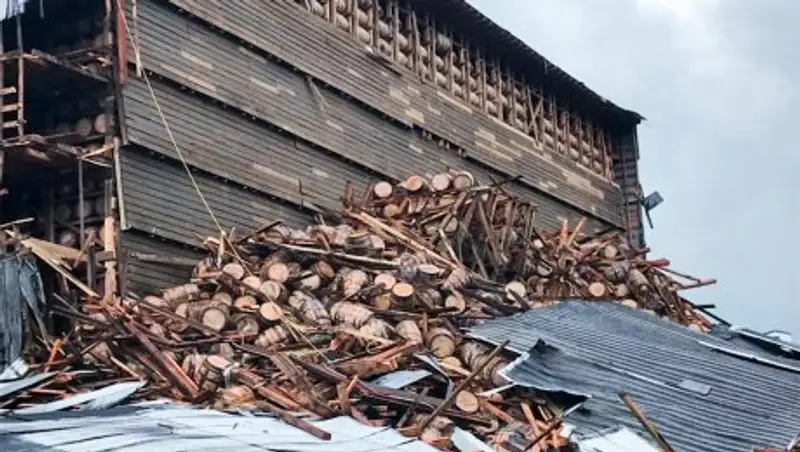 Тысячи бочек с виски разбились при обрушении склада в США