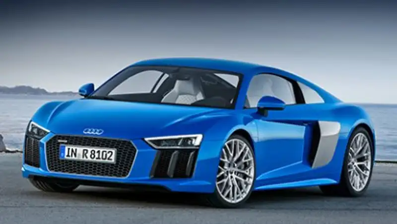 Audi R8 оснастят мотором от Porsche Panamera нового поколения