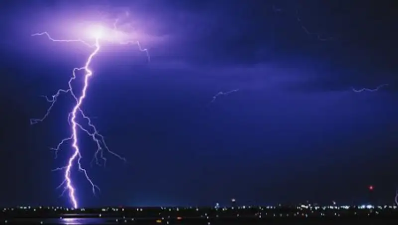 Грозы ожидаются в Казахстане