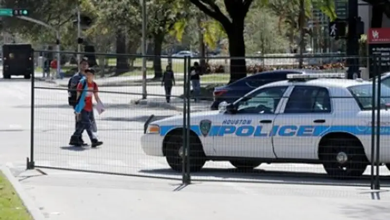 Американский футболист Армстронг и его жена застрелены в Хьюстоне