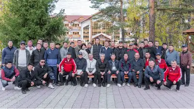 встреча профсоюзы, фото - Новости Zakon.kz от 10.10.2022 14:32