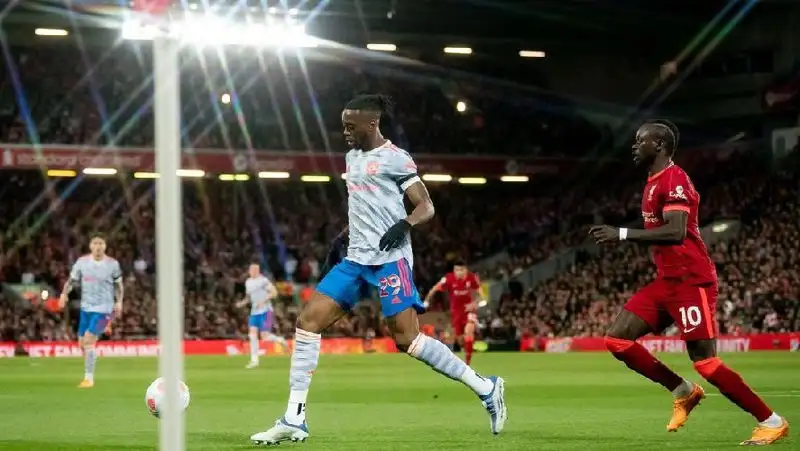 «Манчестер Юнайтед» без Роналду крупно проиграл «Ливерпулю»