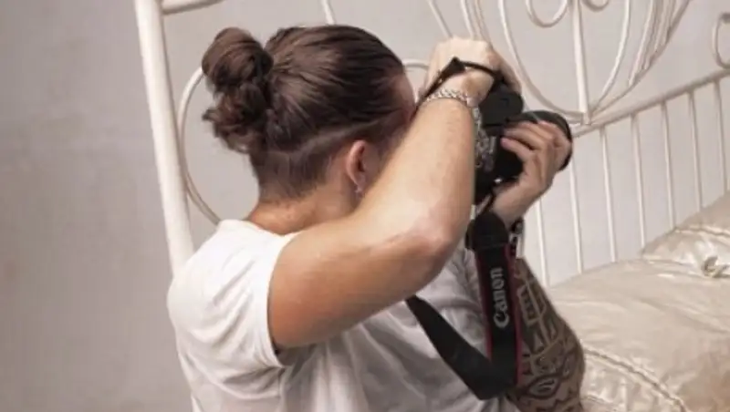 Роскомнадзор заблокировал сайт фотографа Александра Маврина за пропаганду лесбиянства