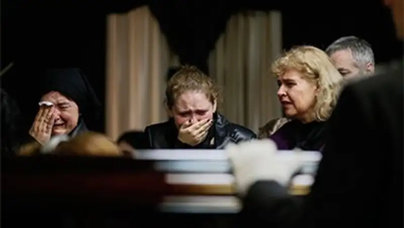 Правительство Украины выделило 100 миллионов гривен семьям погибших военных