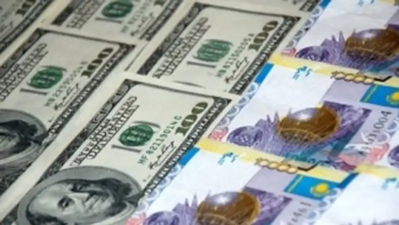 Тенге начал неделю с укрепления