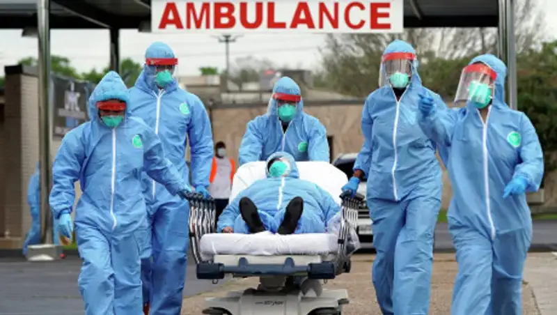 В США могут умереть до 200 тыс. человек от коронавируса