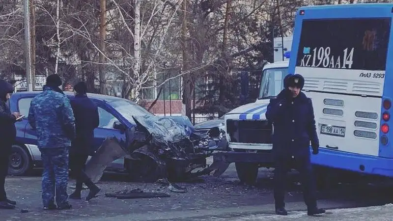 В Павлодаре мужчина пострадал в результате столкновения 5 авто