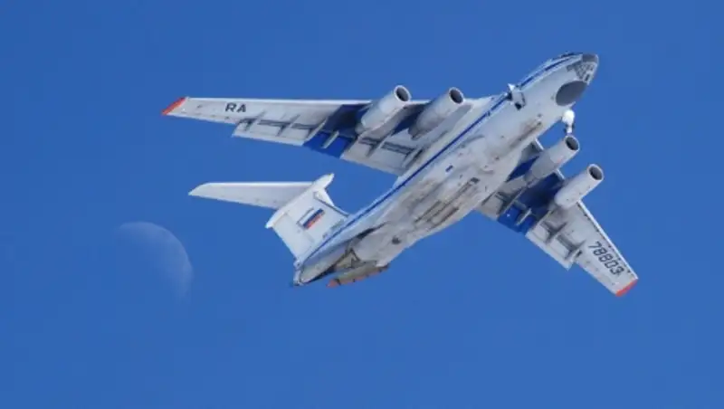 Россия и США согласовали правила связи самолетов в Сирии