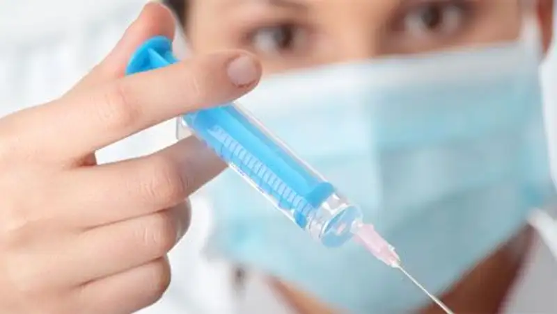 Казахстанские врачи призывают родителей девочек давать согласие на вакцинацию от ВПЧ