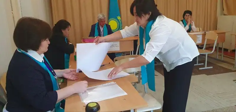 В Казахстане стартовали выборы депутатов Мажилиса Парламента и маслихатов, фото - Новости Zakon.kz от 19.03.2023 07:00