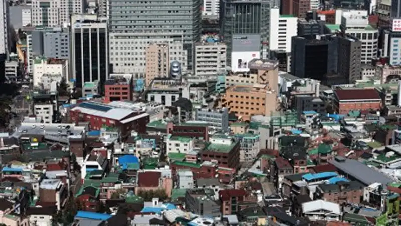 Президент Южной Кореи впервые за 30 лет внес поправки в Конституцию страны