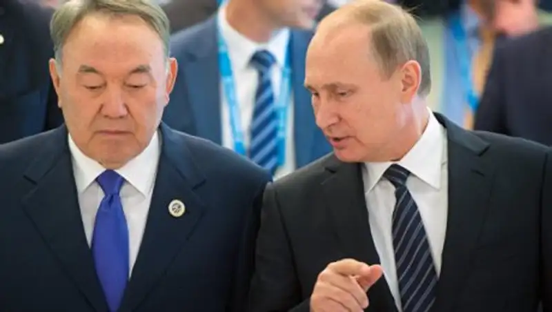 Назарбаев и Путин обсудят международные вопросы в Санкт-Петербурге