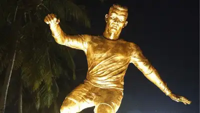 Памятник Роналду в Индии, фото - Новости Zakon.kz от 29.12.2021 19:34