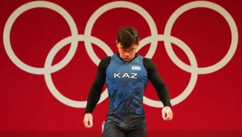 Главный тренер по тяжелой атлетике поблагодарил врачей за Игоря Сона