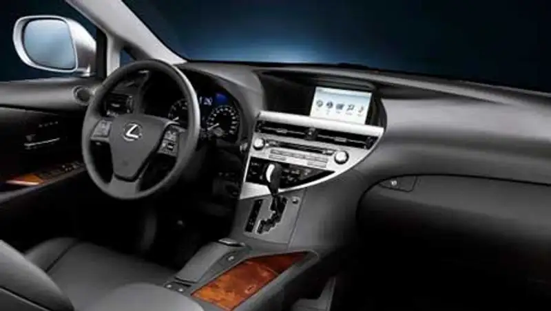 В Кызылорде астанчанин совершил в ДТП на угнанном Лексусе