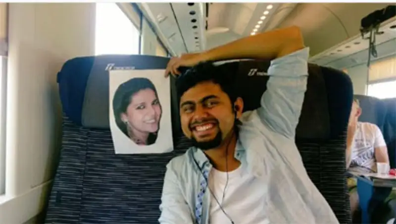 Житель Индии отправился в медовый месяц с фотографией жены