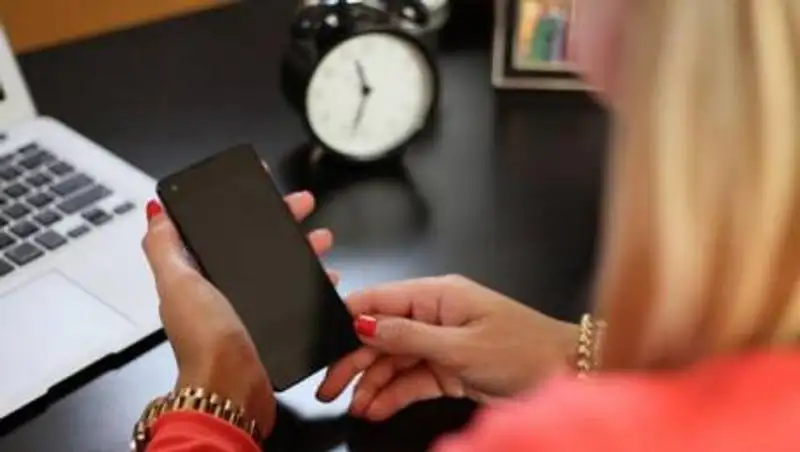 Эксперт назвал признаки скорой "смерти" смартфона